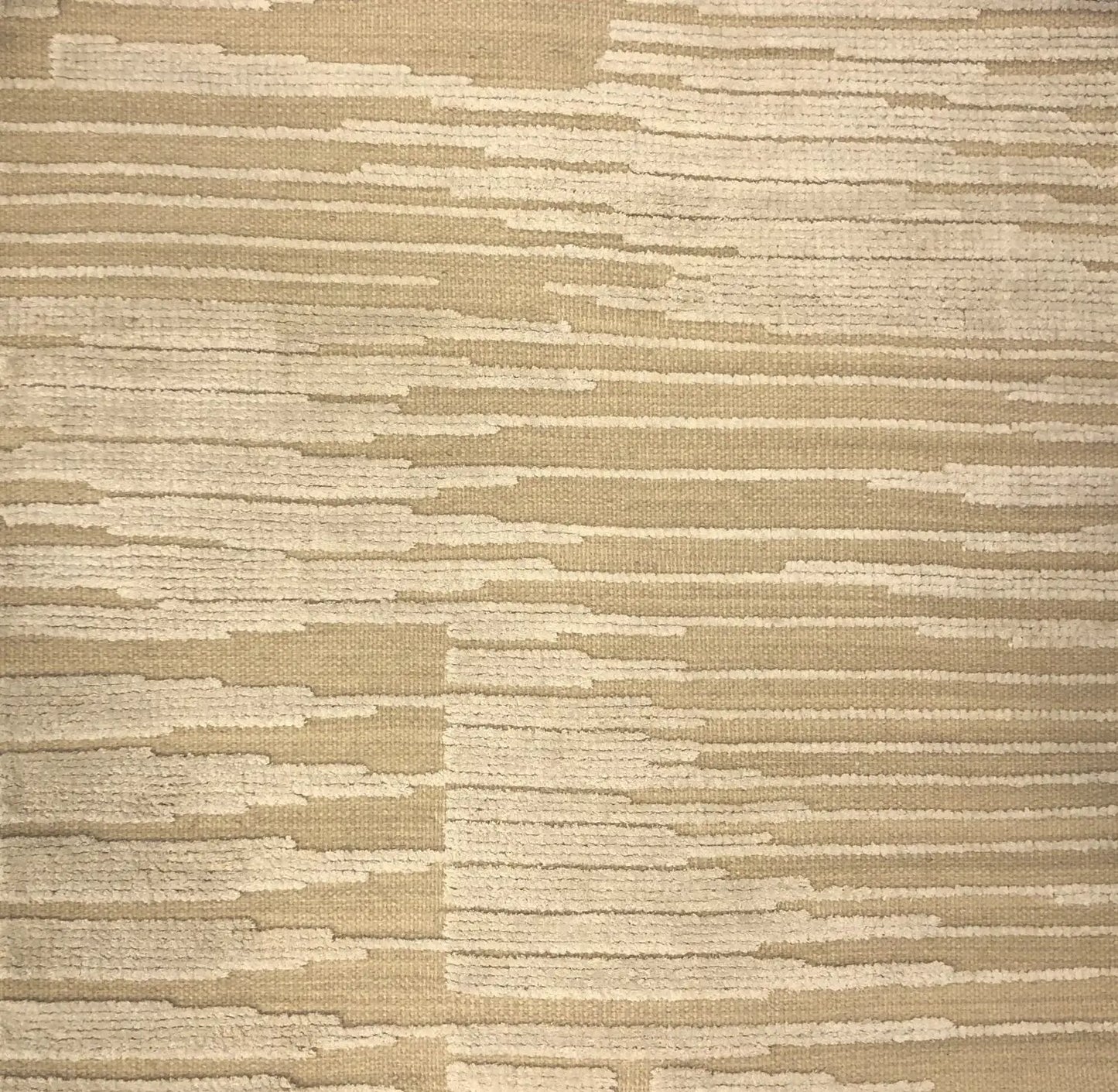 Hena Hand Tufted Rug Close View