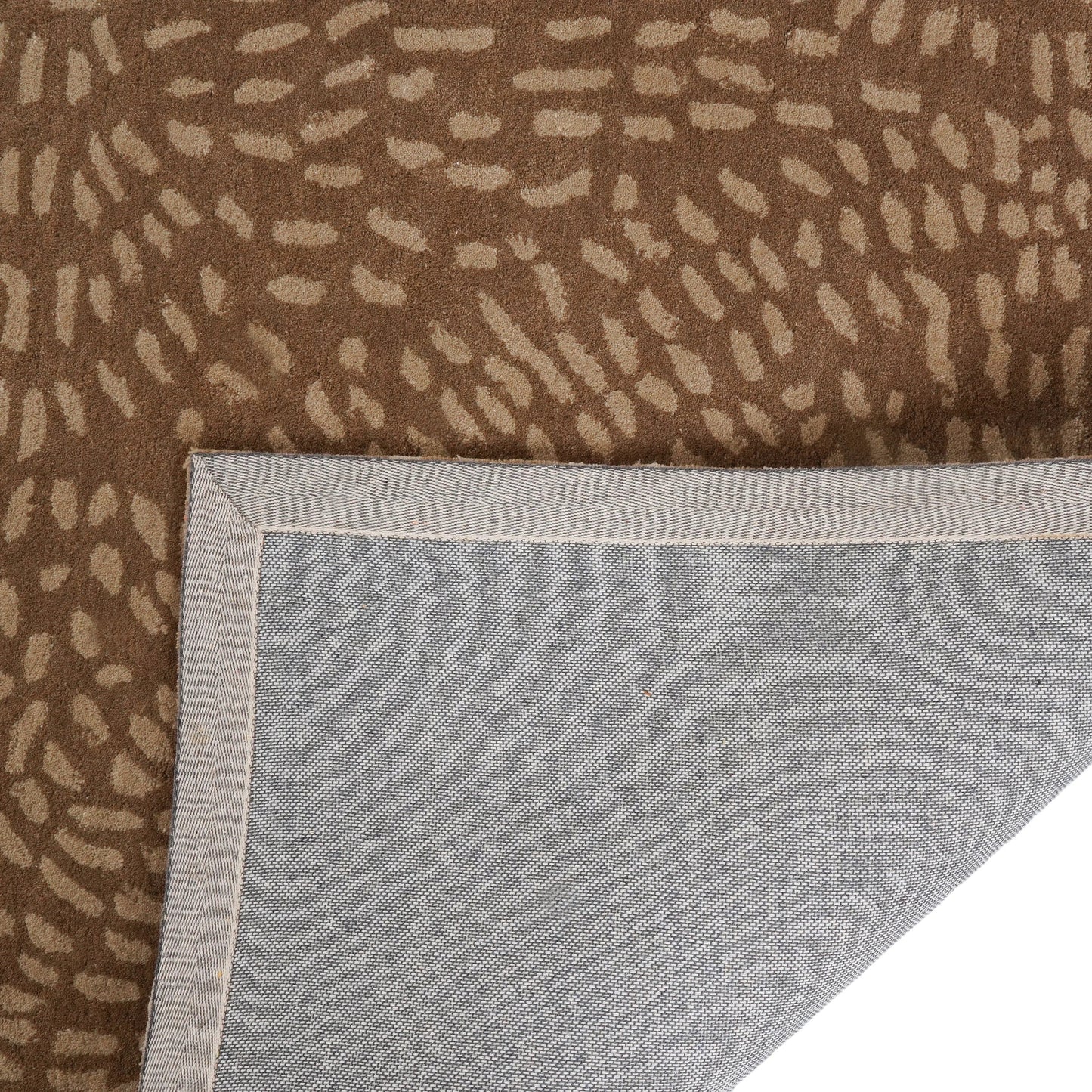 LOIQ RUG