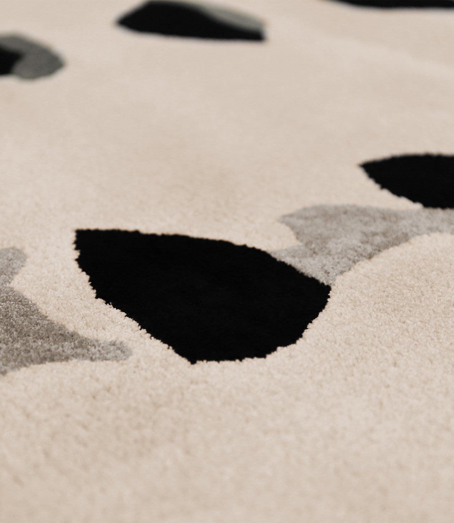 Murfi Hand Tufted NZ Wool Rug Close view