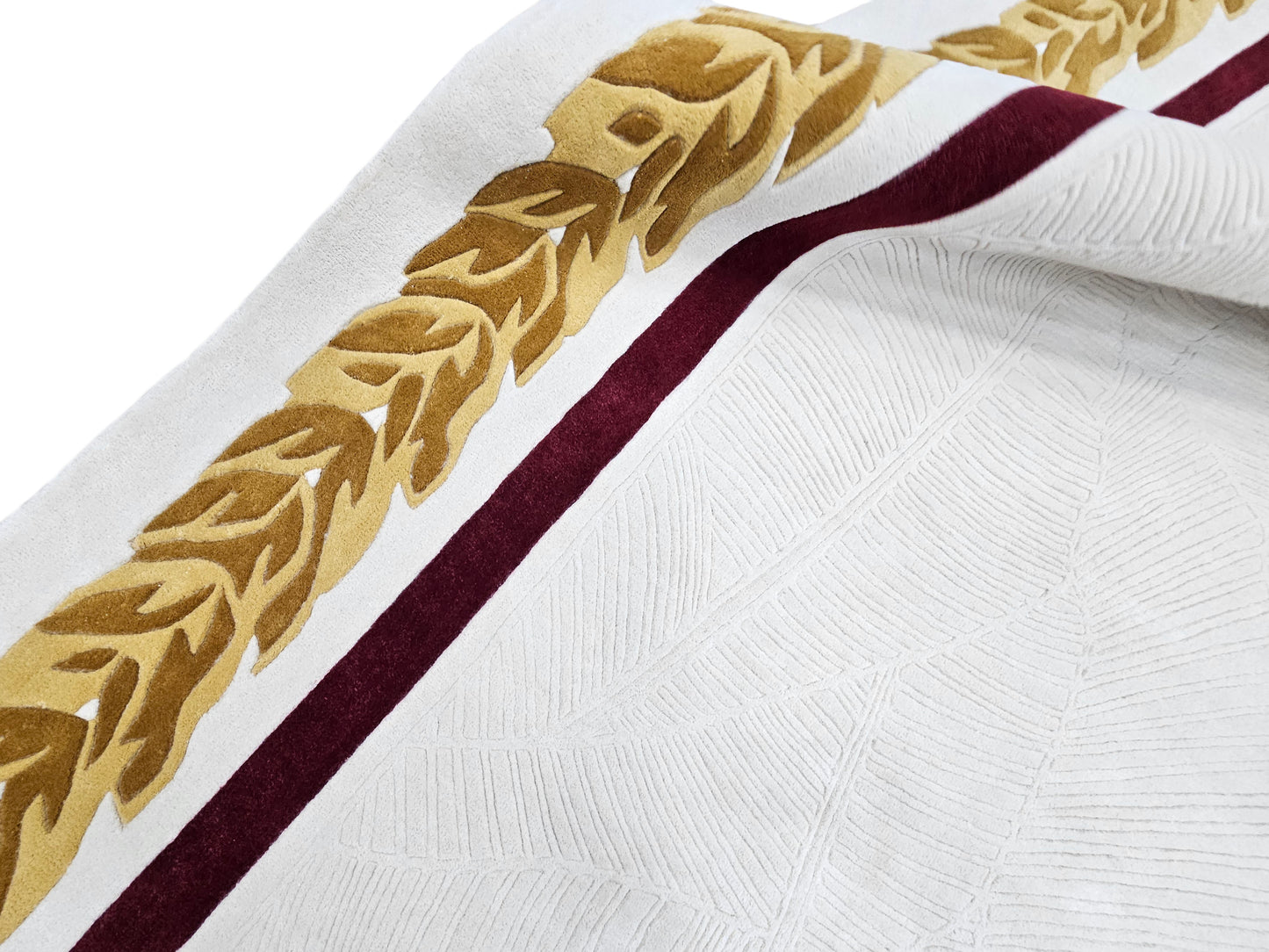 Neppa wool & silk rug with textured border for living room