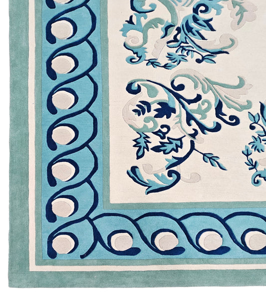 Pique wool & silk rug, close view