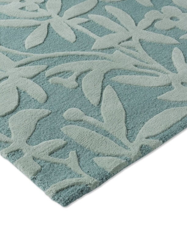 leaf design hand-tufted wool rug close up