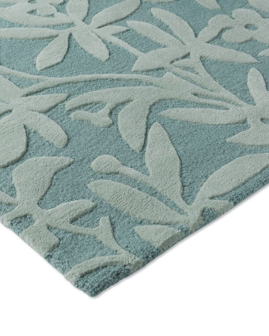 leaf design hand-tufted wool rug close up