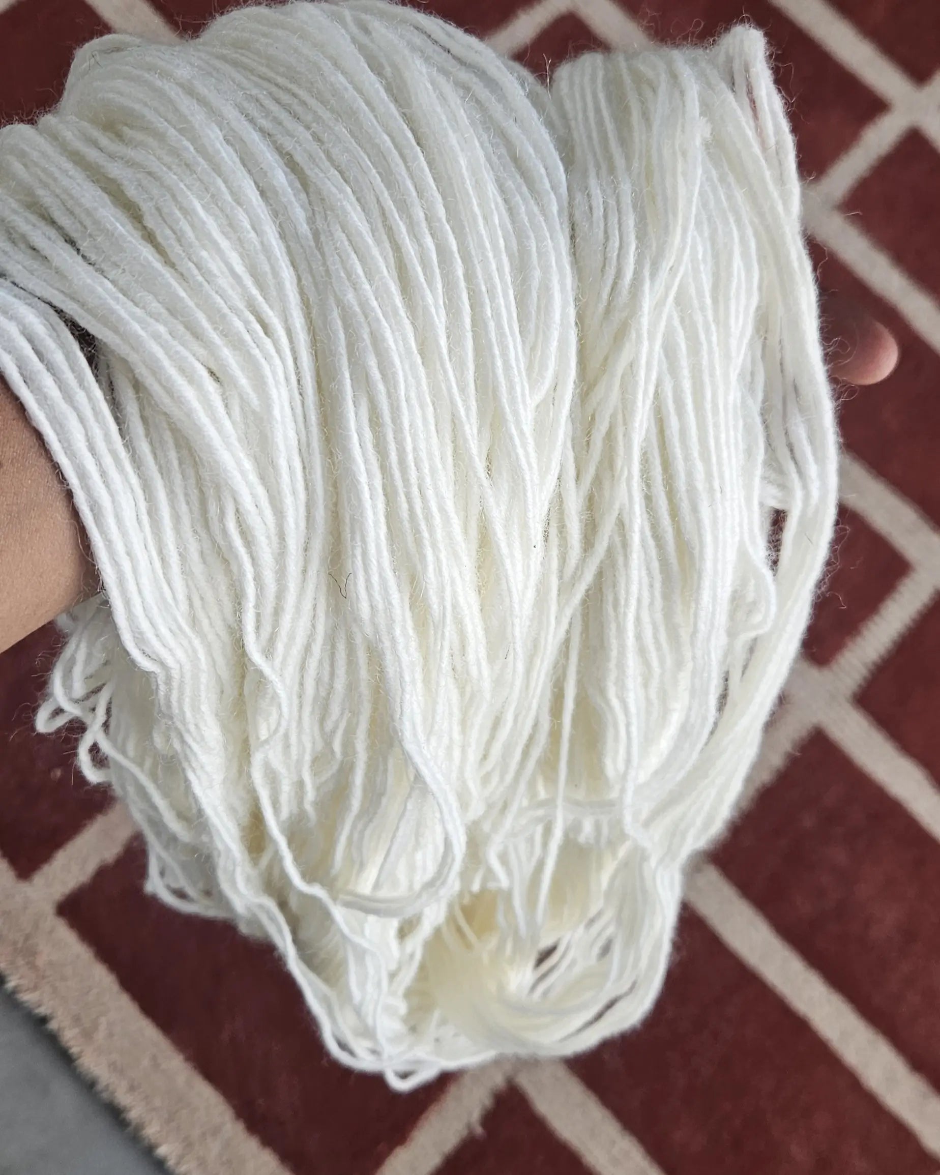 white wool threds for rug making