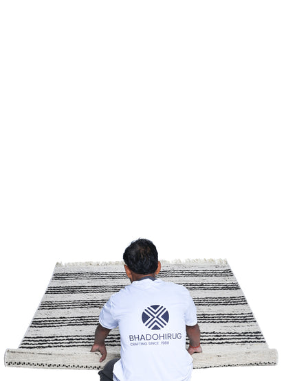 Hoiso Strip Hand Woven Jute Rug