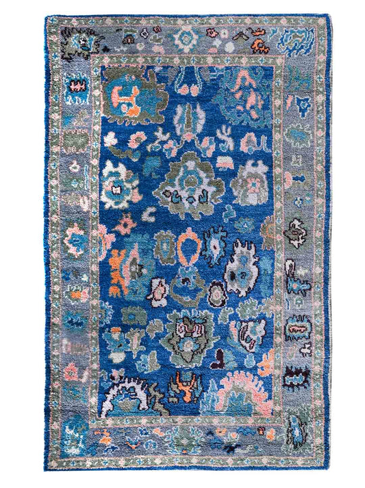 Pristo Traditional Hand Knotted Wool Rug
