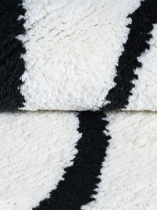 Brume Hand Knotted Round Wool Rug
