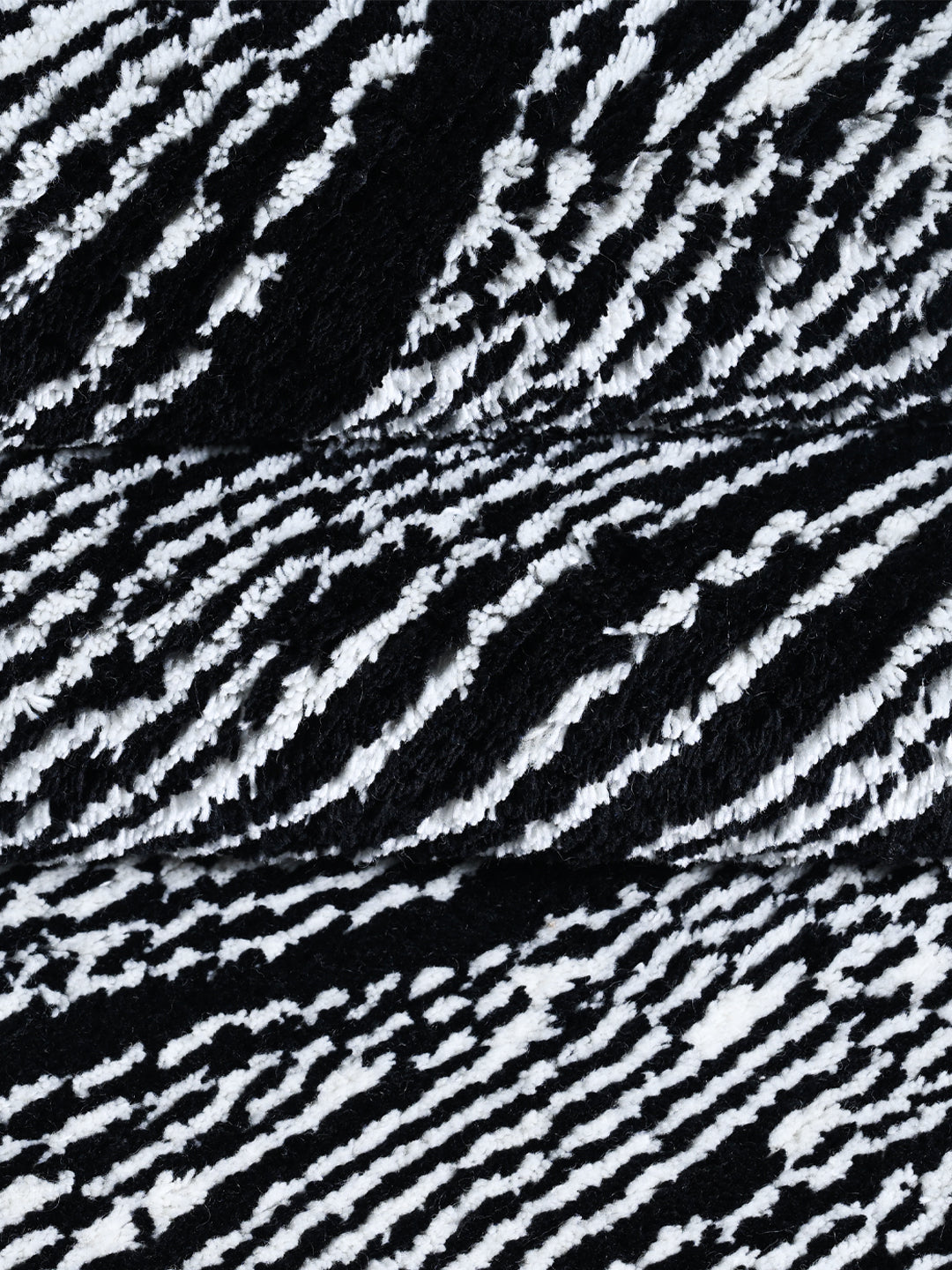 Wave Black Hand Knotted Wool Rug