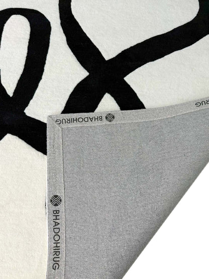 Bisa Black NZ Wool Hand Tufted Rug