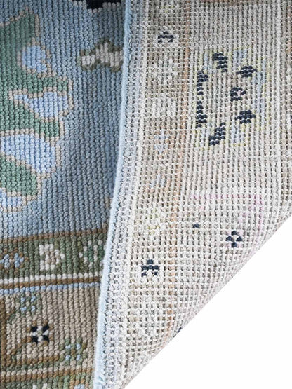 Aprezo Classic hand Knotted Wool Rug