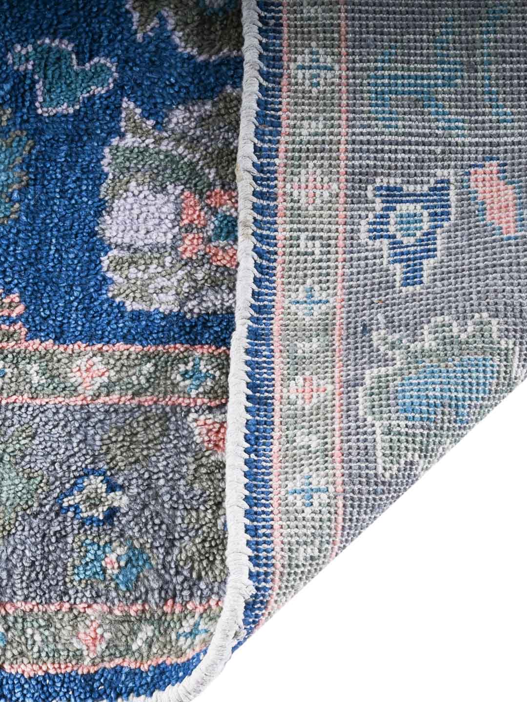 Pristo Traditional Hand Knotted Wool Rug