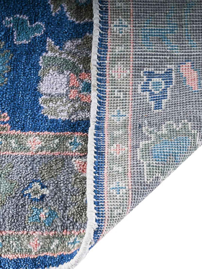Pristo Traditional Hand Knotted Wool Rug