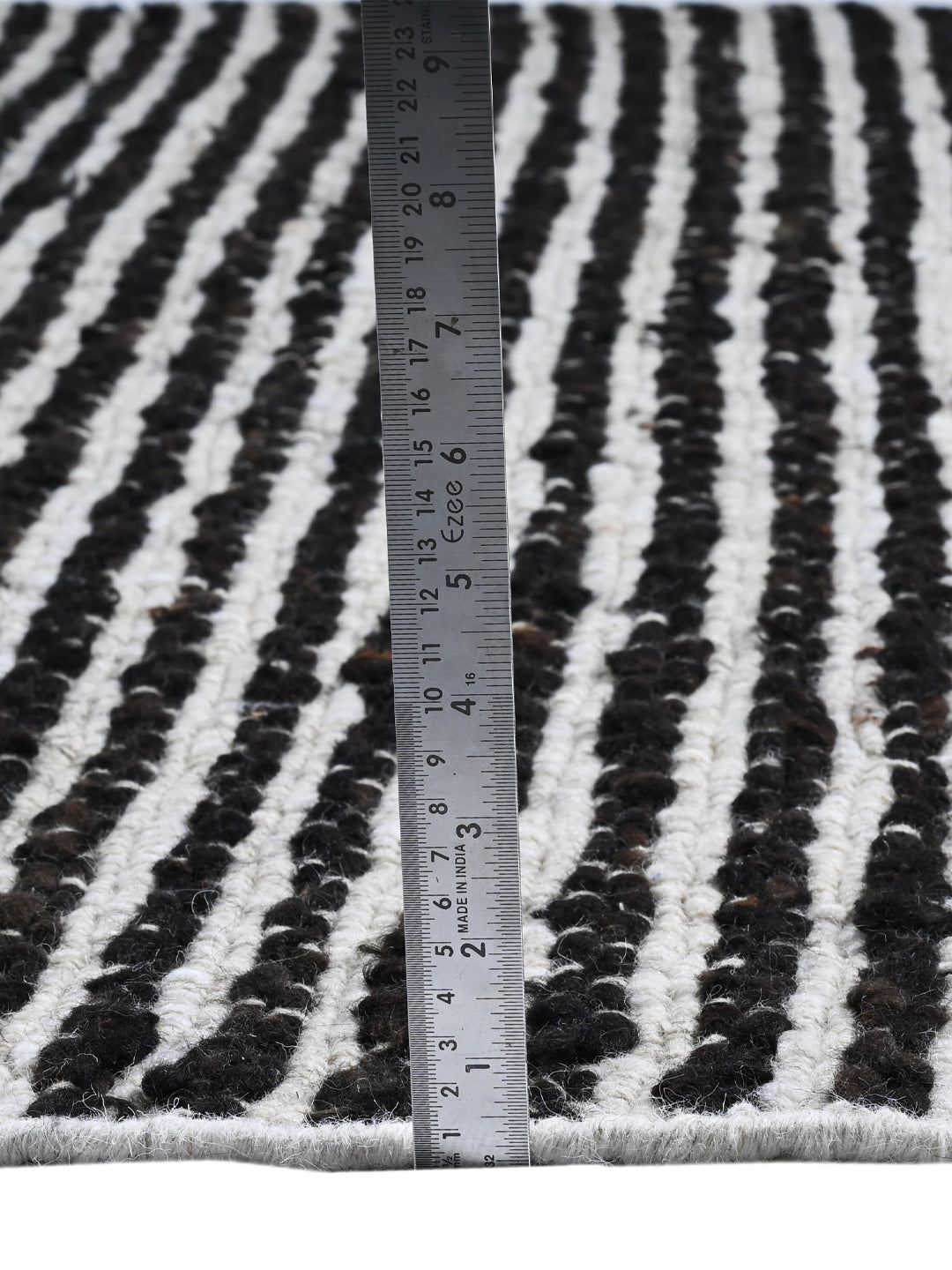 Black & White Hand Woven Jute Rug