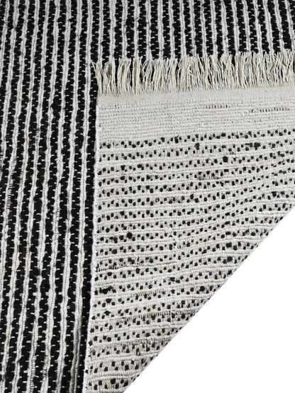 Black & White Hand Woven Jute Rug