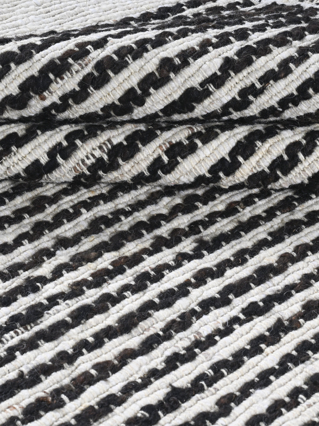 Black & White Hand Woven Jute Rug