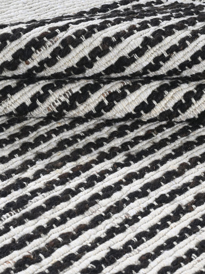 Black & White Hand Woven Jute Rug