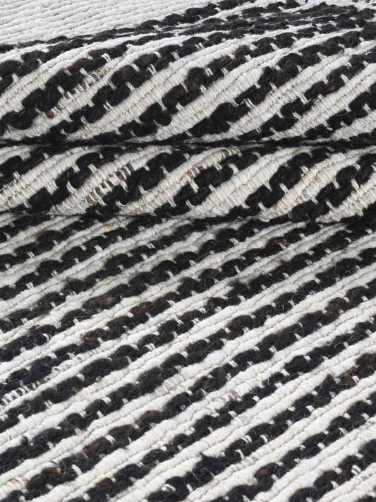 Black & White Hand Woven Jute Rug