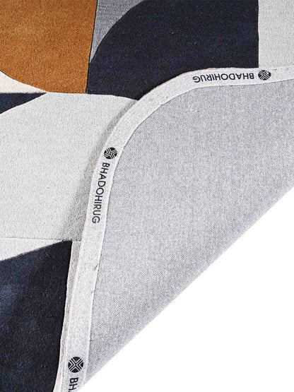Aynaa NZ Wool & Silk Rug