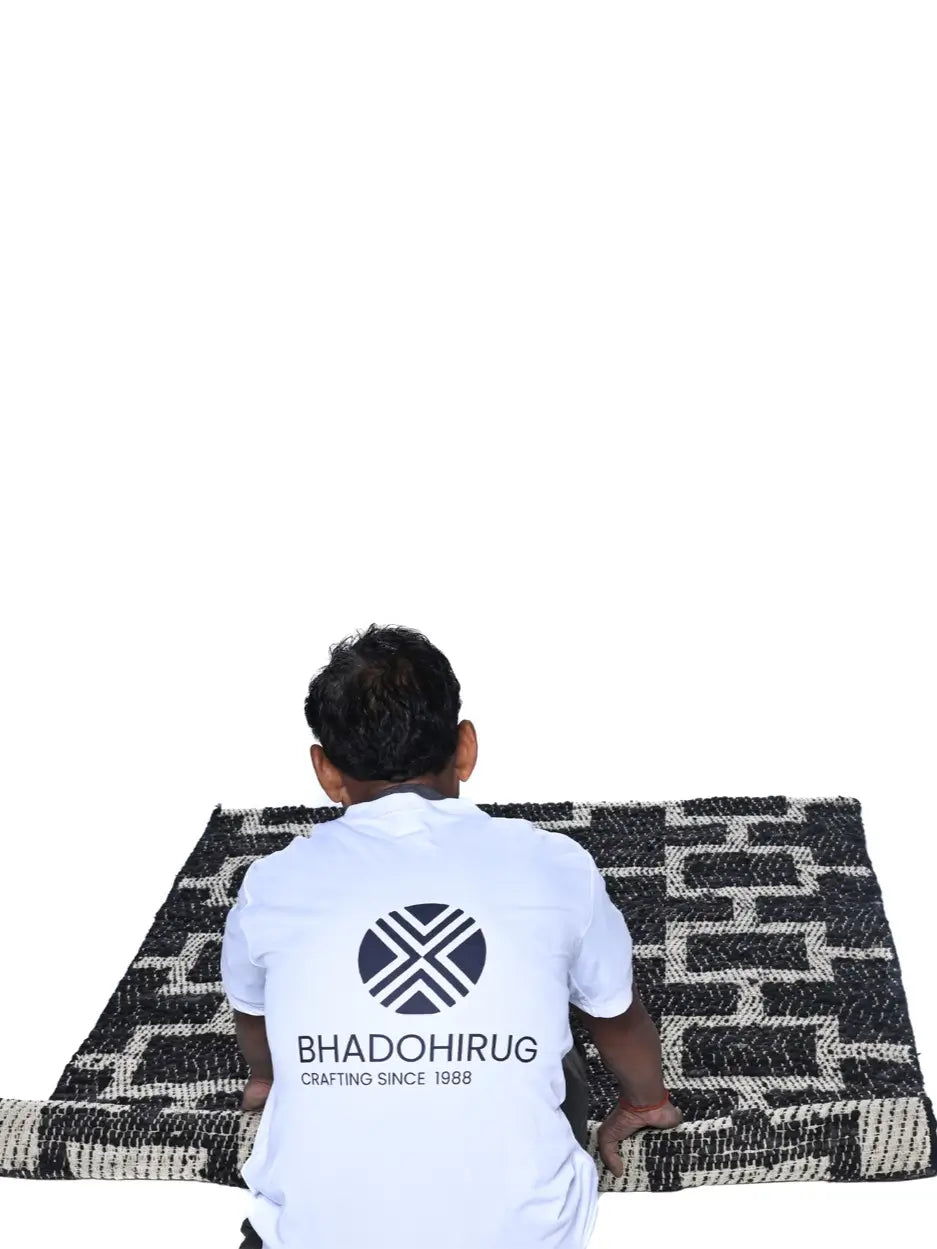 bhadohirug huula hand woven carpet