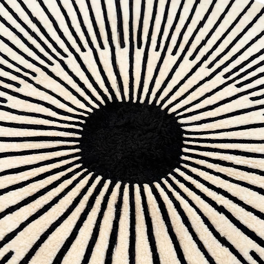 Black Sunburst Hand Tufted Indian Wool Round Rug