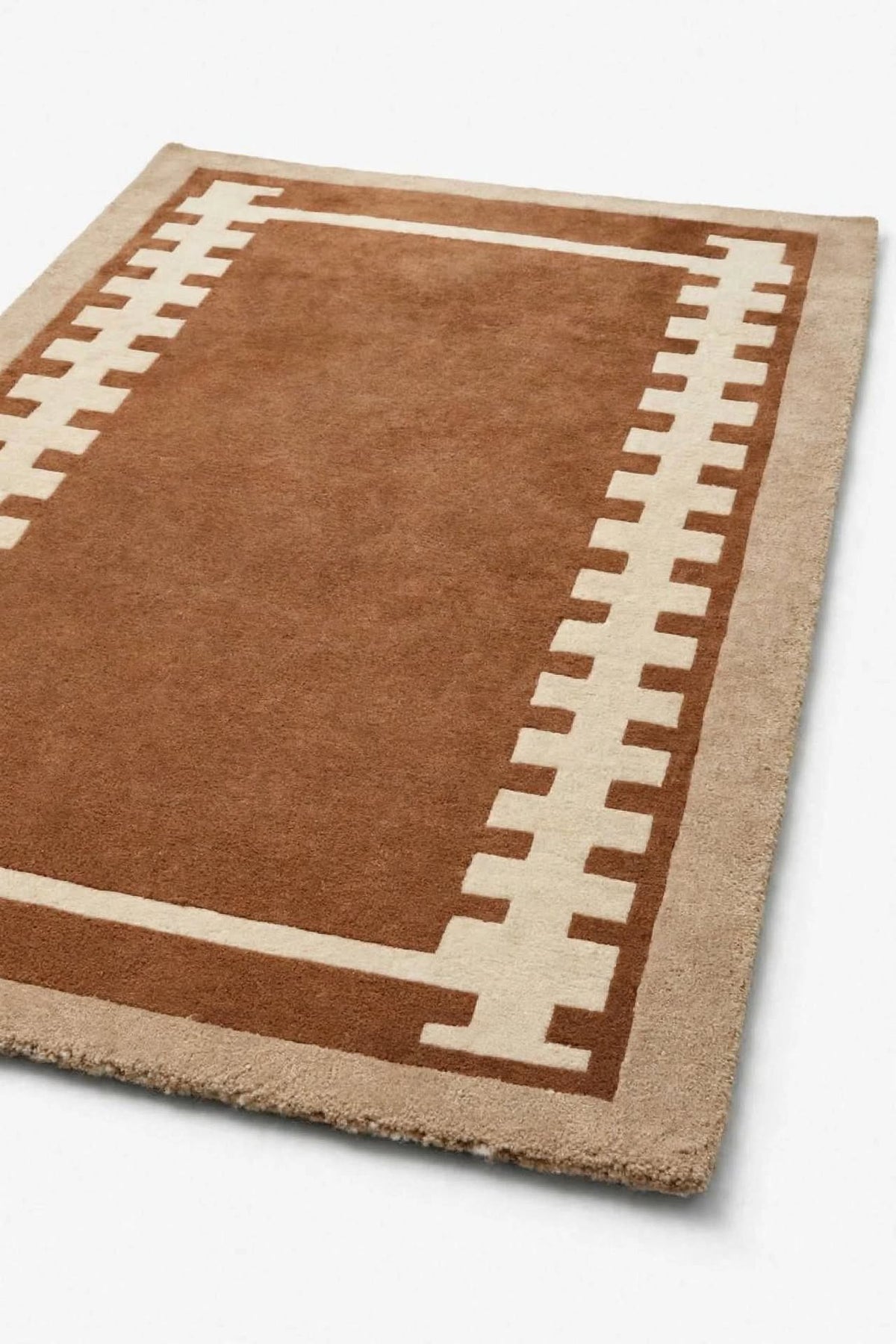 Lattice Motion Hand Tufted Indian Wool Rug