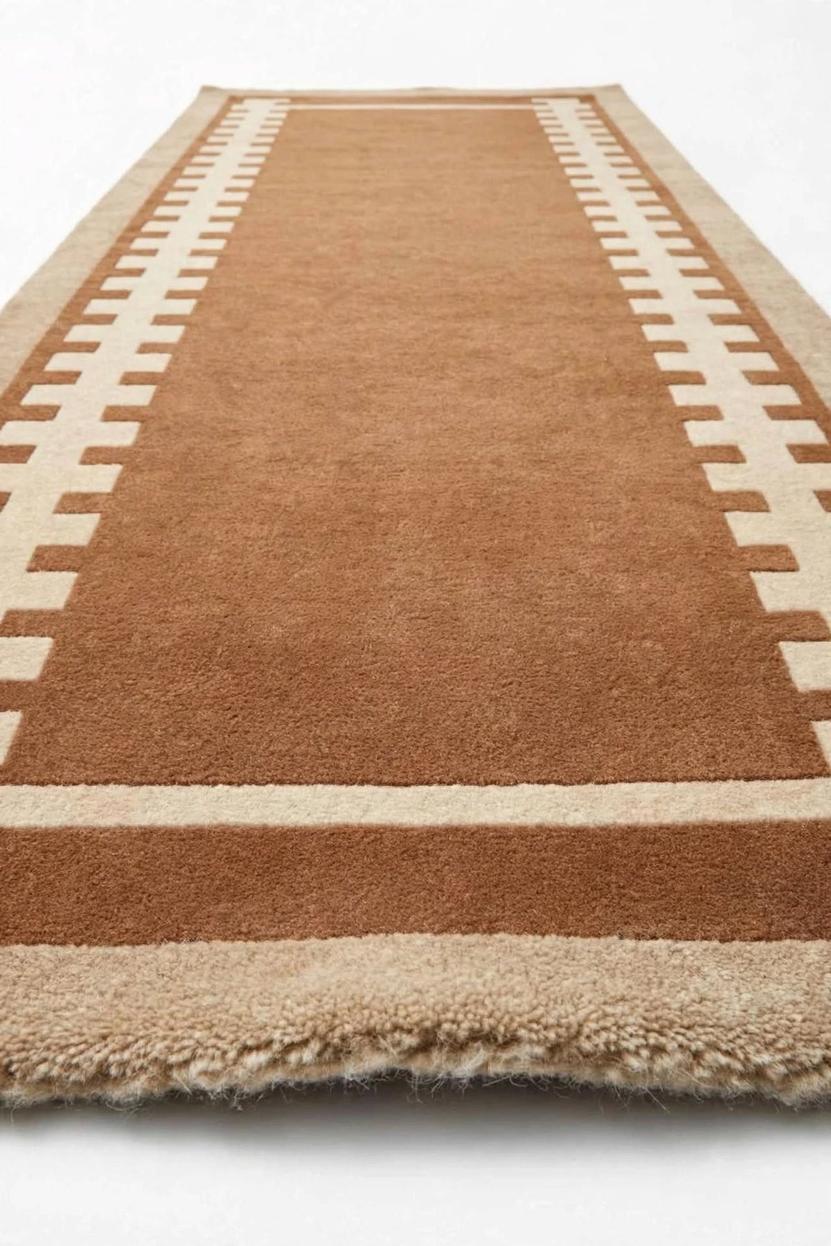Lattice Motion Hand Tufted Indian Wool Rug