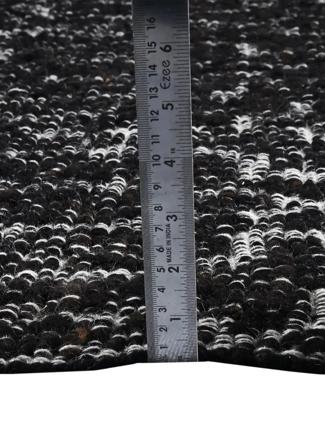 pile height of a woven rug