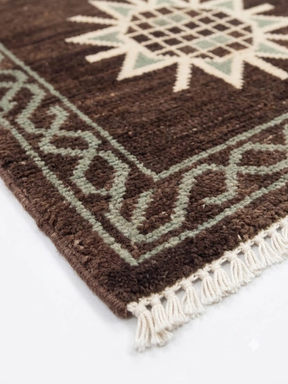 knotted wunner rug close up