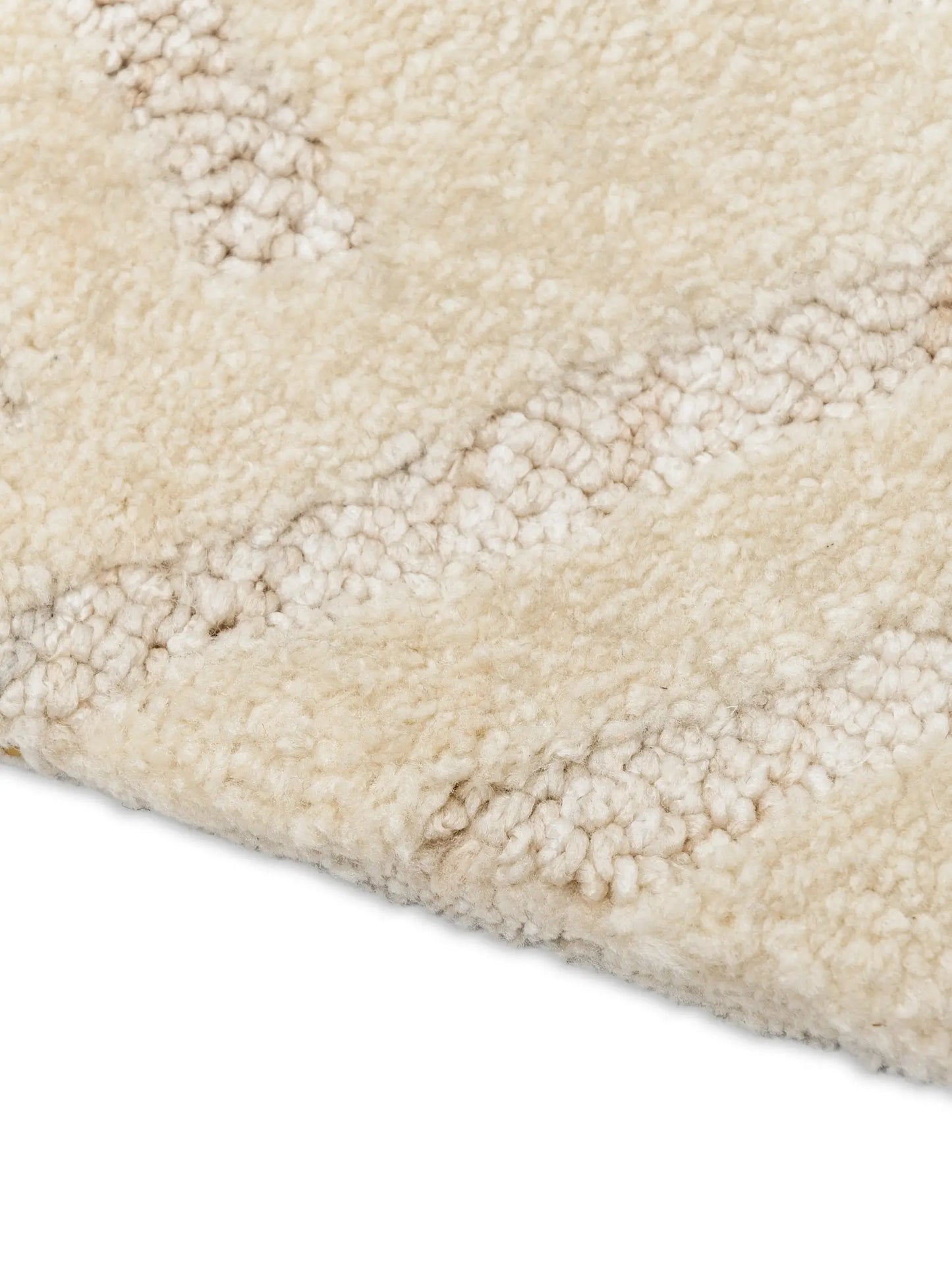 hand tufted loop and cut pile area rug close up