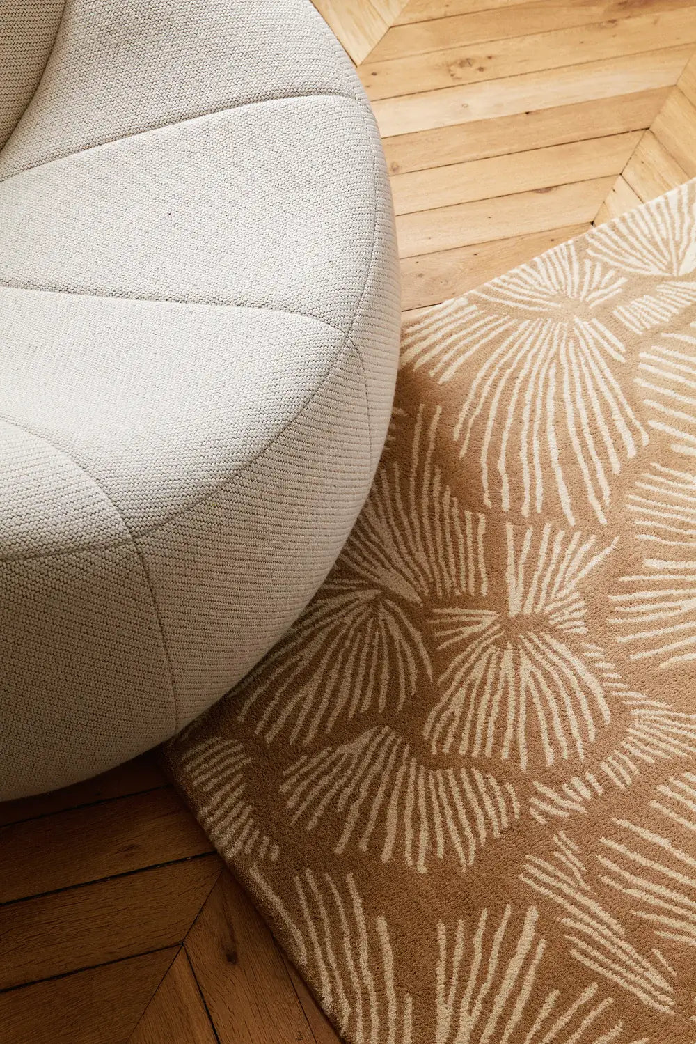 floral pattern wool rug