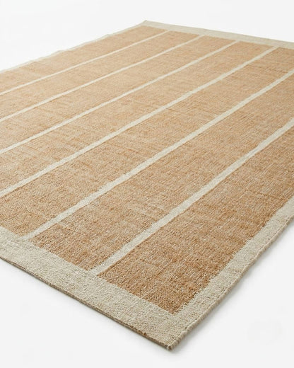 woven jute area rug corner close up