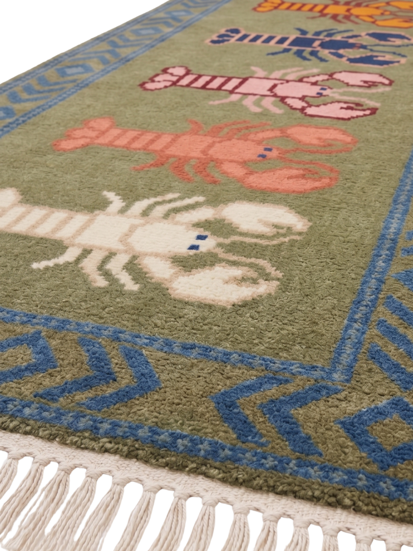 green rug close up