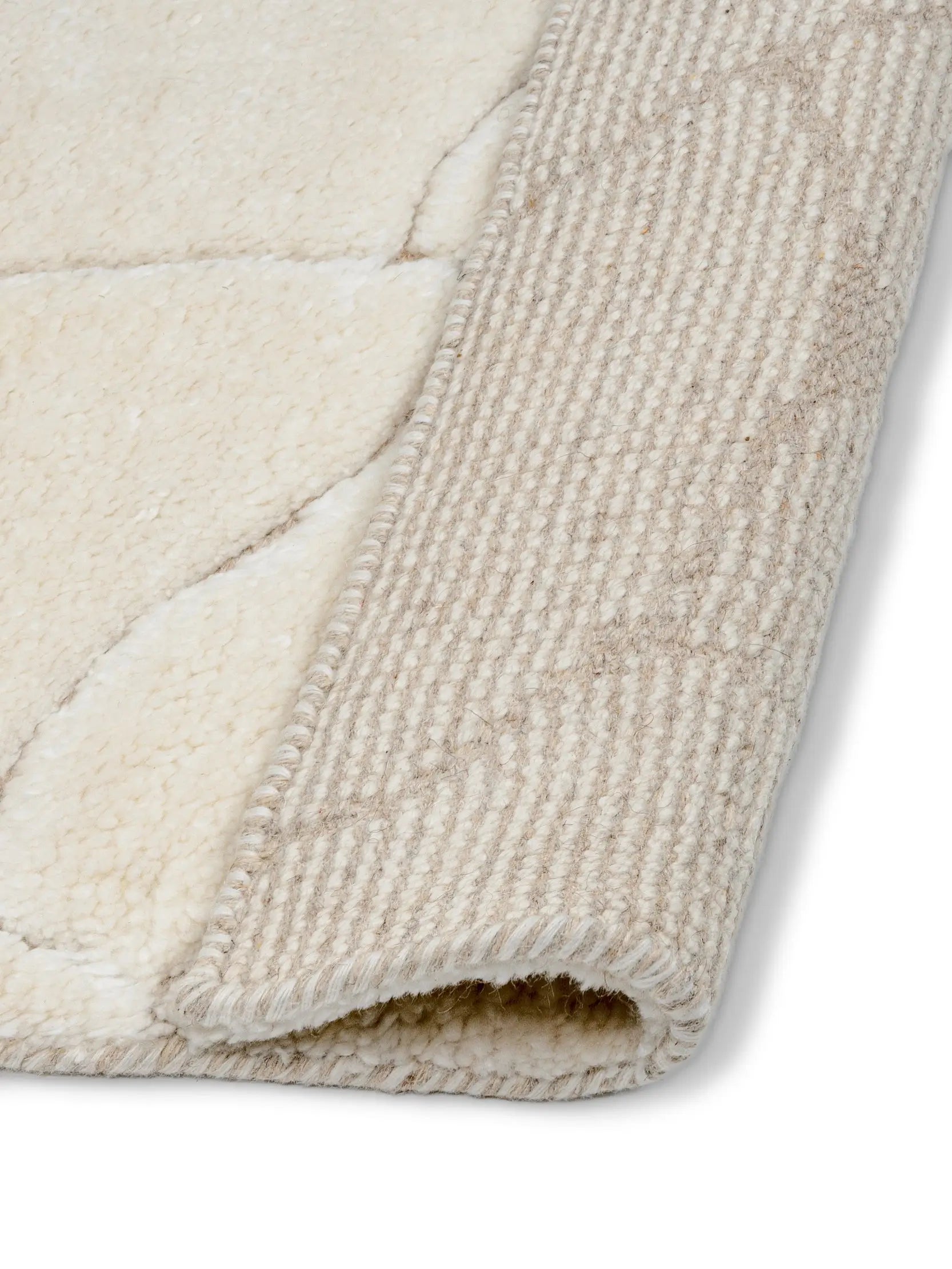 hand knotted rug back side