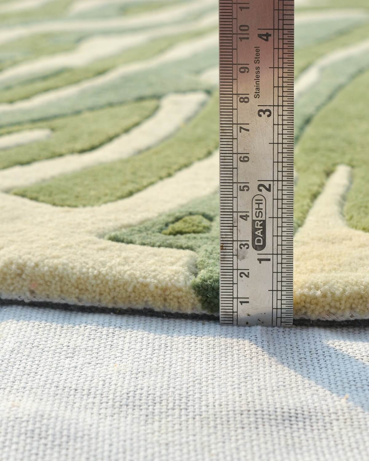 hand tufted rug pile height