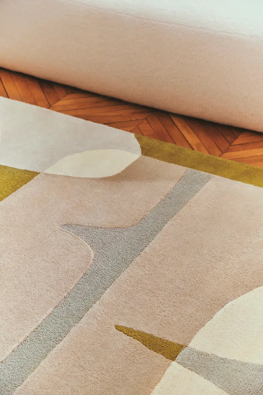 hand tufted wool rug close up